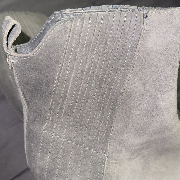 Lucca Lane Jadia Ankle Boots Grey Suede Leather size 8 M - Picture 10 of 13